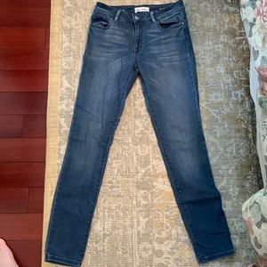 Denim high rise, instasculpt, stretch